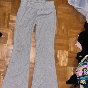 Grey flare legging 🙏🏼